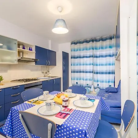 Apartamento Appartamento Poseidon - MyHo Casa Vasto